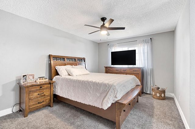 25410 Dawnridge Drive, Madera, CA 93638