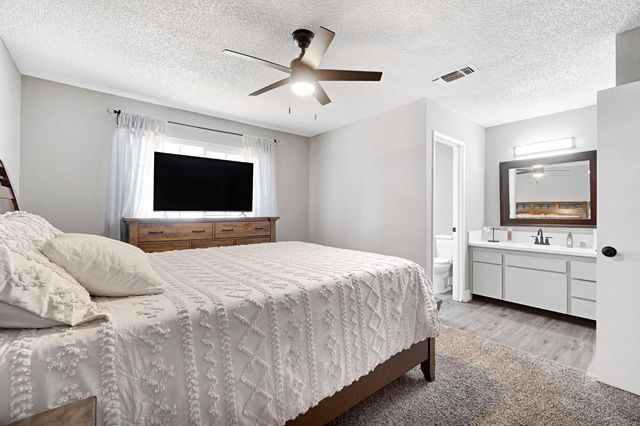 25410 Dawnridge Drive, Madera, CA 93638