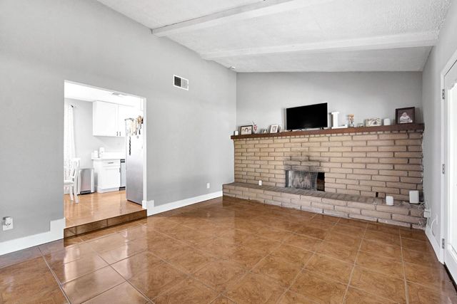 25410 Dawnridge Drive, Madera, CA 93638