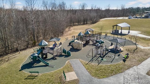 10 Muir Trail Court, Cottleville, MO 63304