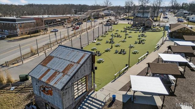 10 Muir Trail Court, Cottleville, MO 63304