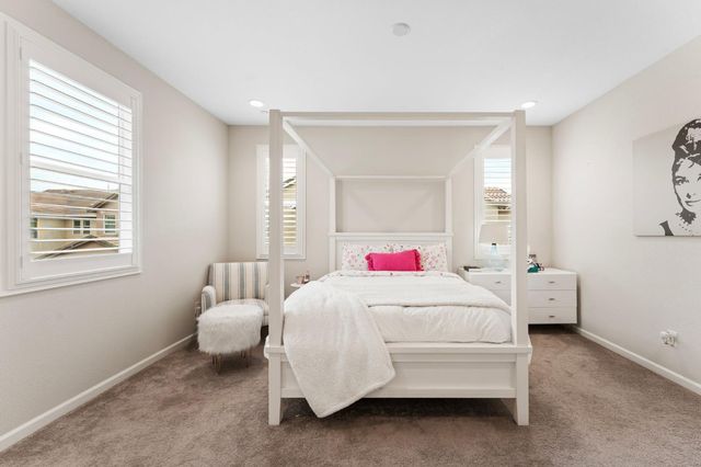 1738 Golden Poplar Ave, Sacramento, CA 95834