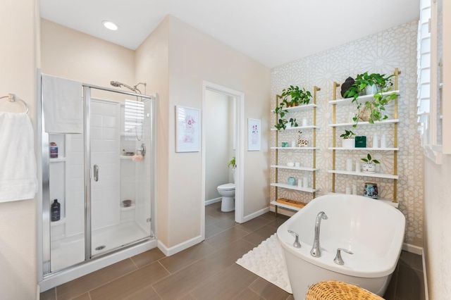 1738 Golden Poplar Ave, Sacramento, CA 95834