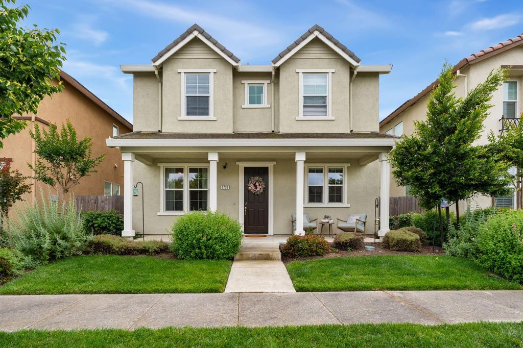 1738 Golden Poplar Ave, Sacramento, CA 95834