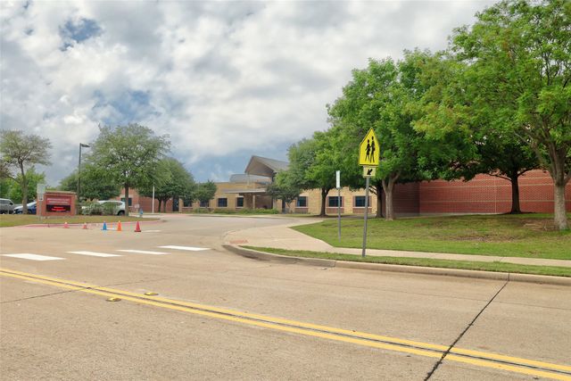 5729 Pebble Ridge Drive, Mckinney, TX 75070