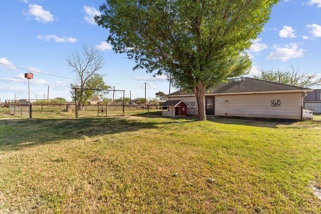 4512 W County Rd 114, Midland, TX 79706