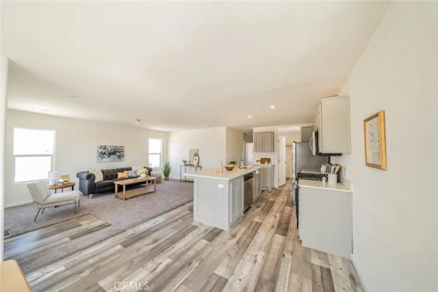 12550 Main 151, Hesperia, CA 92345