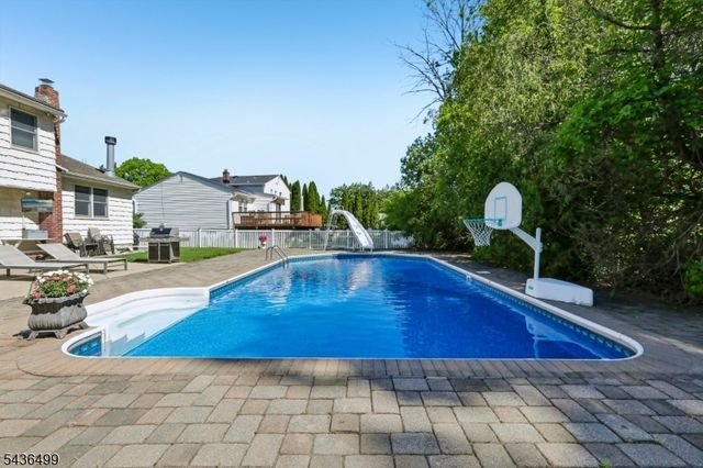 20 Normandy Rd, Montville Twp., NJ 07058
