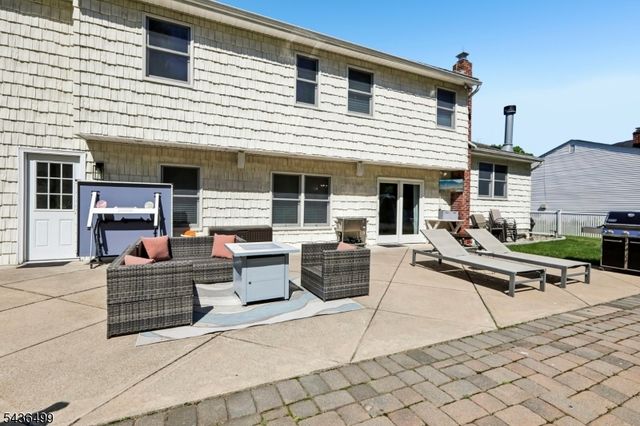 20 Normandy Rd, Montville Twp., NJ 07058