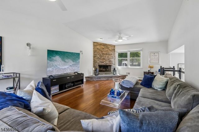 20 Normandy Rd, Montville Twp., NJ 07058