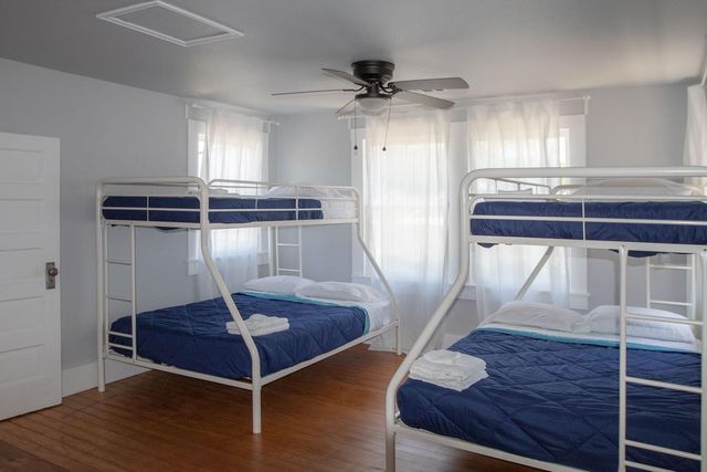 1911 34th Street, Galveston, TX 77550