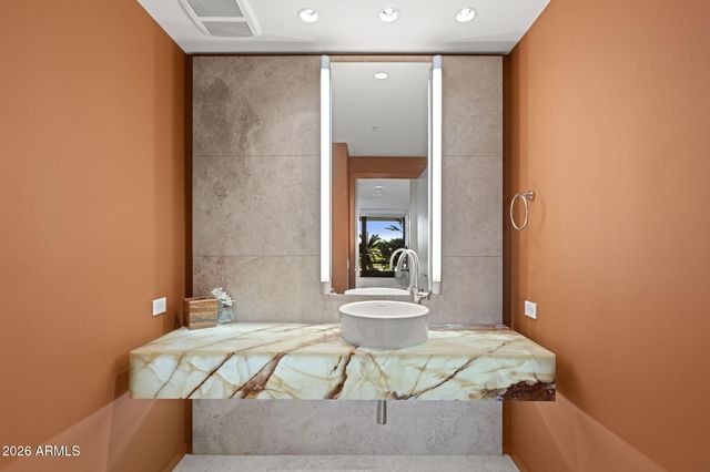 7167 E RANCHO VISTA Drive 6004, Scottsdale, AZ 85251