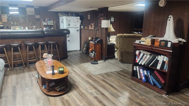 1806 Elmwood Drive, Clarksville, IN 47129