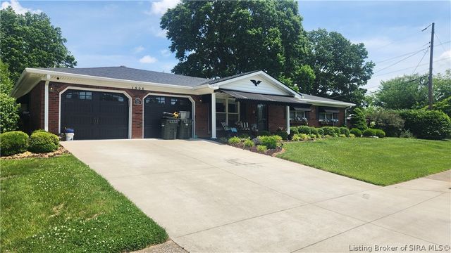 1806 Elmwood Drive, Clarksville, IN 47129