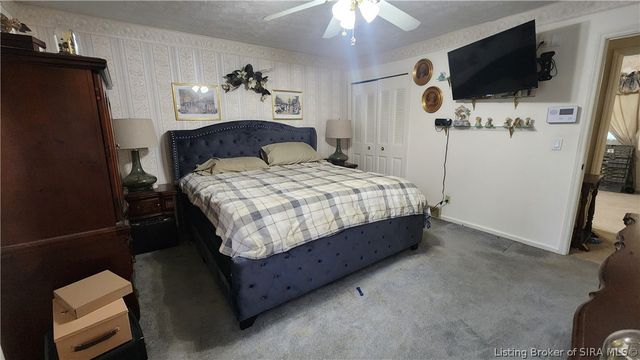 1806 Elmwood Drive, Clarksville, IN 47129