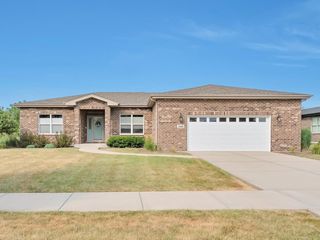 24401 S Clydesdale Court, Manhattan, IL 60442