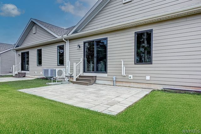 22 B Stonham Place 0302, Amherst, NY 14221