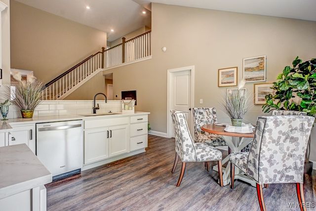 22 B Stonham Place 0302, Amherst, NY 14221