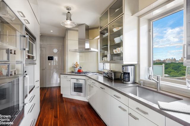 880 5TH Avenue PHA, New York City, NY 10021
