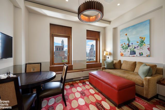 880 5TH Avenue PHA, New York City, NY 10021