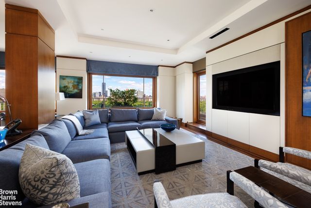 880 5TH Avenue PHA, New York City, NY 10021