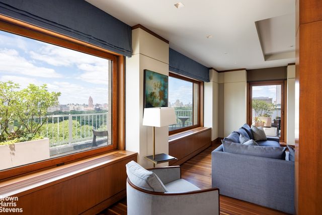 880 5TH Avenue PHA, New York City, NY 10021