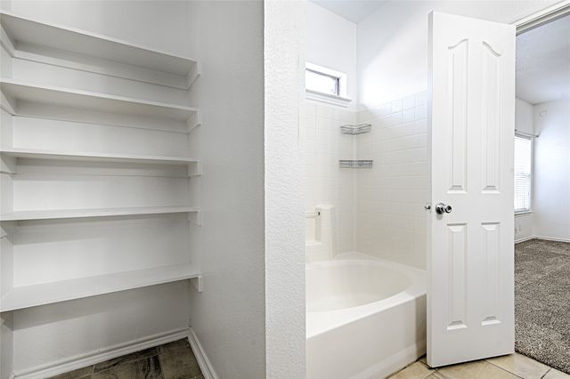 4404 Grassy Glen Drive, Fort Worth, TX 76244