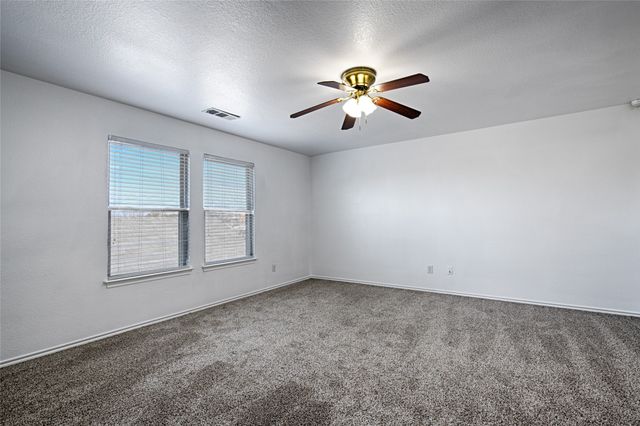 4404 Grassy Glen Drive, Fort Worth, TX 76244