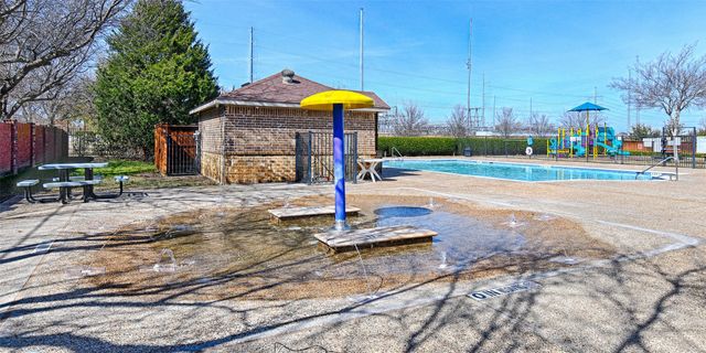 4404 Grassy Glen Drive, Fort Worth, TX 76244