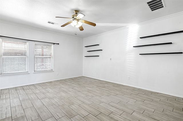 4404 Grassy Glen Drive, Fort Worth, TX 76244