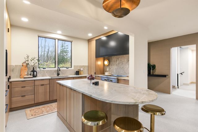 8830 NW 35th Street, Ankeny, IA 50023