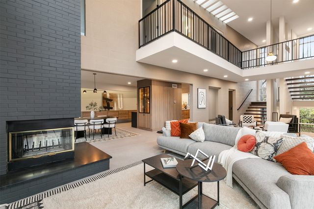 8830 NW 35th Street, Ankeny, IA 50023