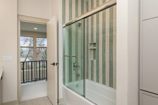 8830 NW 35th Street, Ankeny, IA 50023