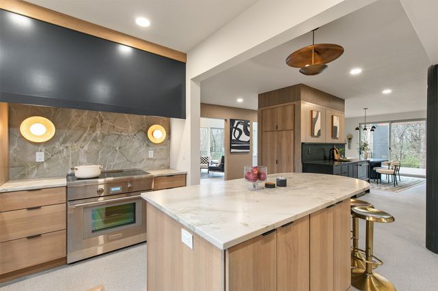 8830 NW 35th Street, Ankeny, IA 50023