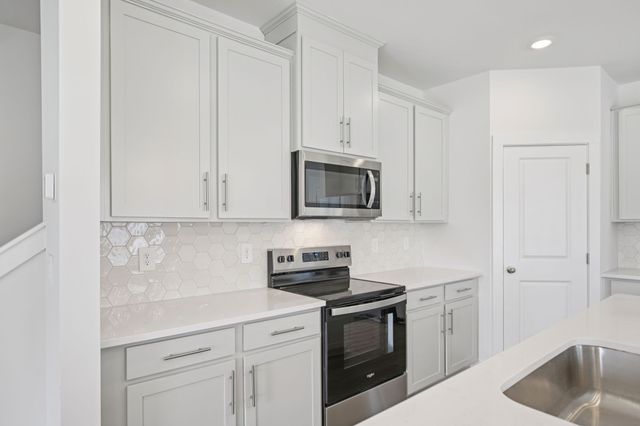 7135 Cedarcrest Court, Fairview, TN 37062