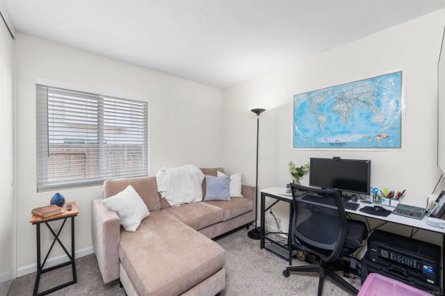 2027 Pointer Glen, Escondido, CA 92029