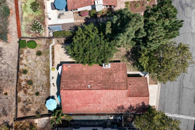 2027 Pointer Glen, Escondido, CA 92029