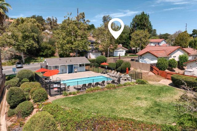 2027 Pointer Glen, Escondido, CA 92029