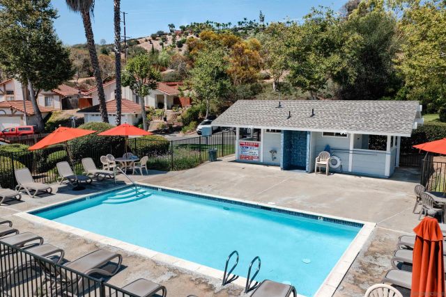 2027 Pointer Glen, Escondido, CA 92029