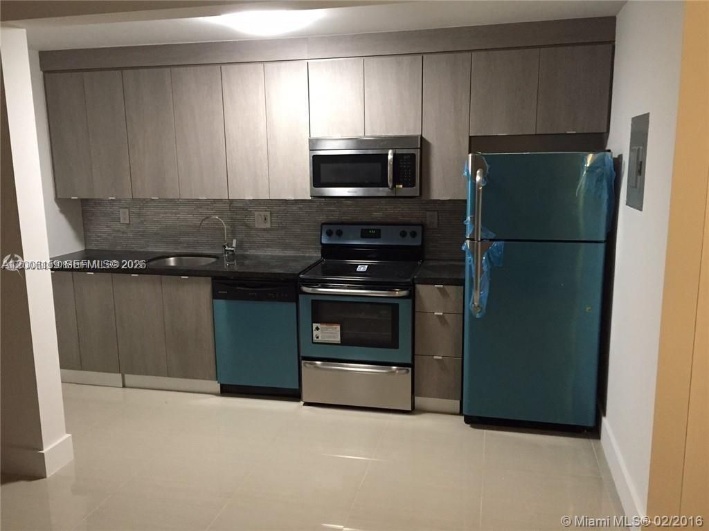 4110 NW 79th Ave 1B, Doral, FL 33166