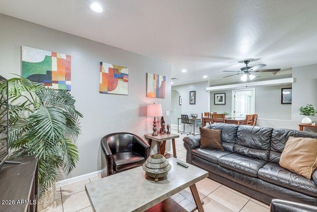 2919 W PALM Lane, Phoenix, AZ 85009