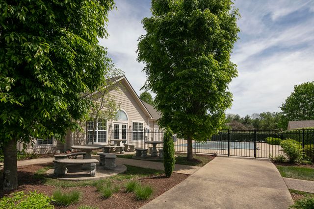143 Academy Drive, Wilmore, KY 40390