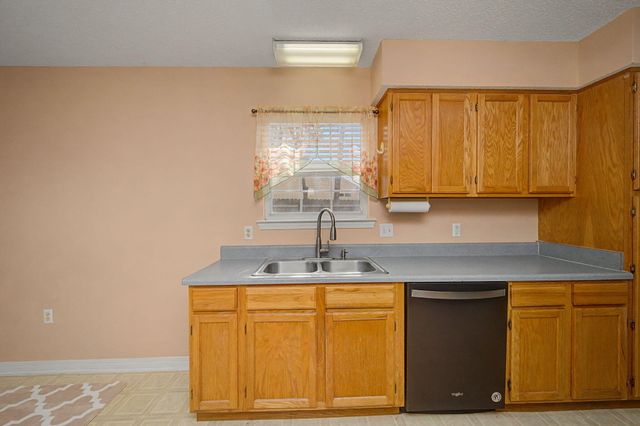 223 Runnymeade Drive, Crestview, FL 32539