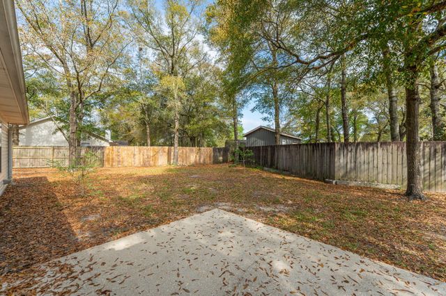 223 Runnymeade Drive, Crestview, FL 32539