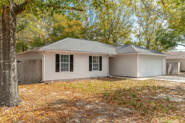 223 Runnymeade Drive, Crestview, FL 32539
