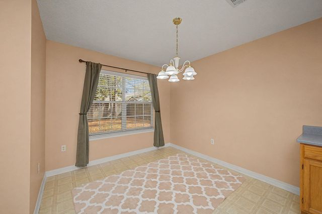 223 Runnymeade Drive, Crestview, FL 32539