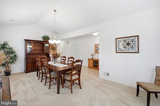 714 HOLLYBROOK LN, Manchester Twp, NJ 08759