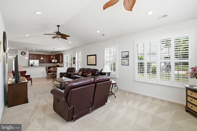 714 HOLLYBROOK LN, Manchester Twp, NJ 08759