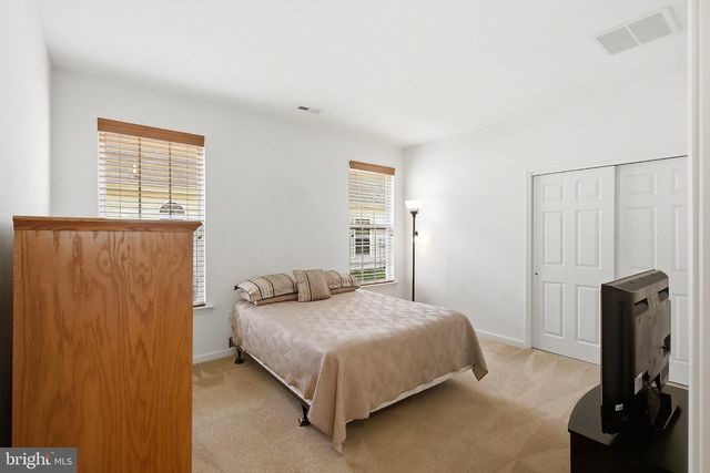 714 HOLLYBROOK LN, Manchester Twp, NJ 08759