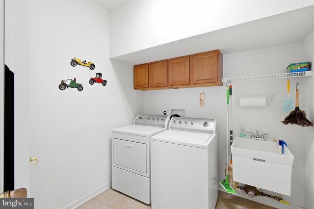 714 HOLLYBROOK LN, Manchester Twp, NJ 08759